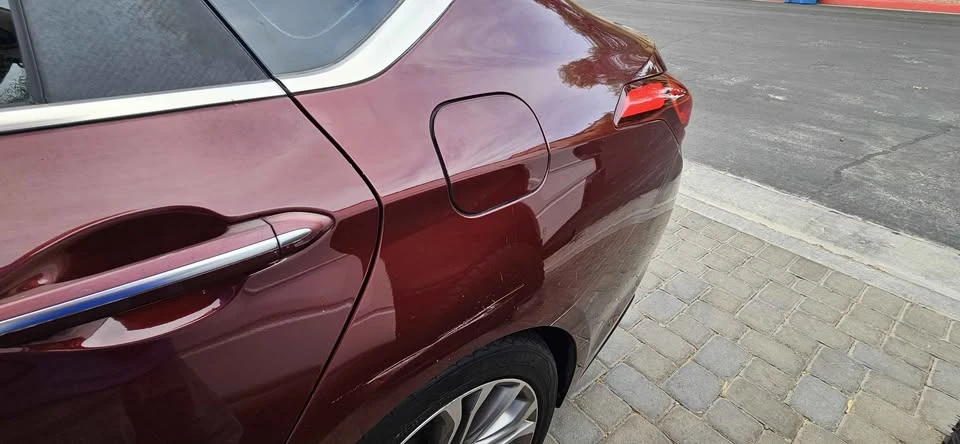 2015 Hyundai Genesis - Image 5 of 18