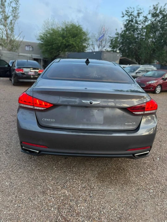 2015 Hyundai Genesis - Image 12 of 12