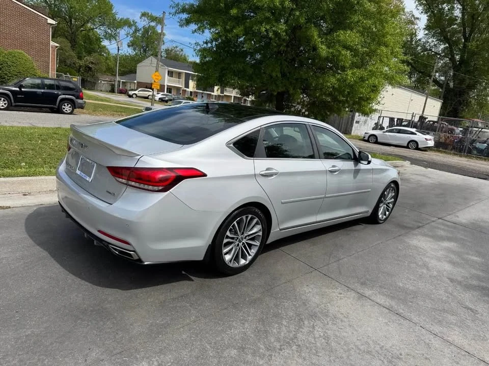 2015 Hyundai Genesis - Image 7 of 19