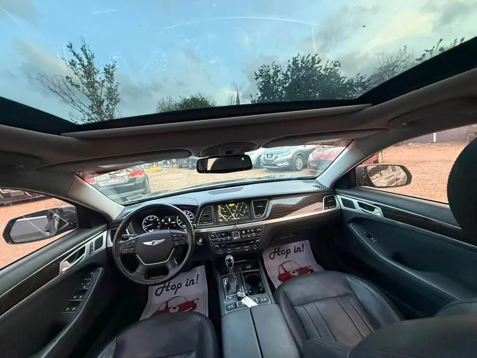 2015 Hyundai Genesis - Image 7 of 12