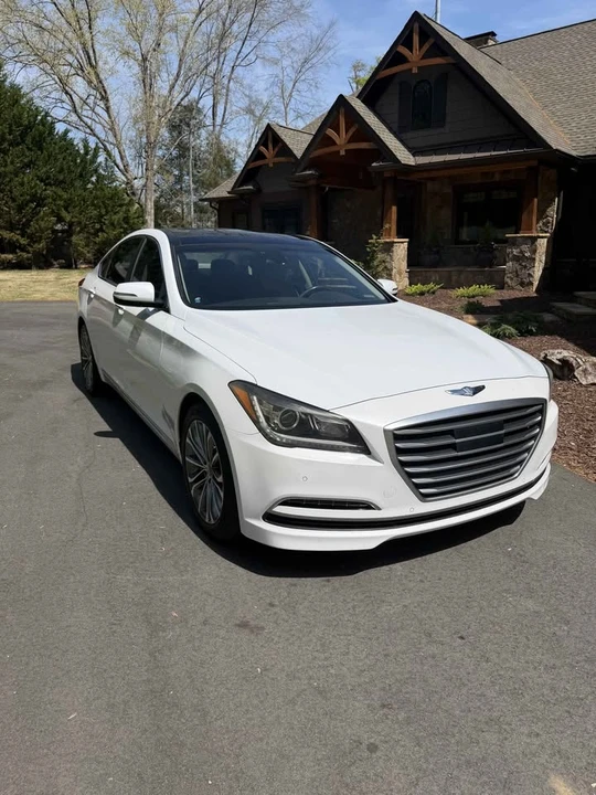 2015 Hyundai Genesis - Image 11 of 11