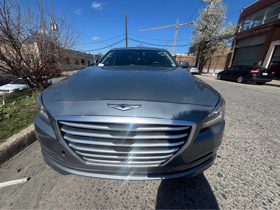 2015 Hyundai Genesis - Image 2 of 7