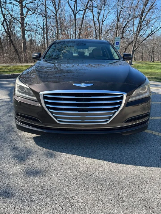 2015 Hyundai Genesis - Image 4 of 15
