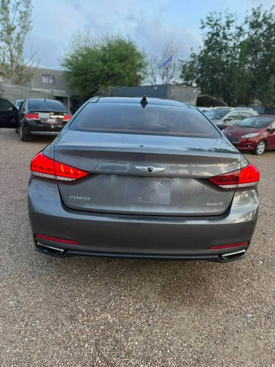 2015 Hyundai Genesis - Image 12 of 12