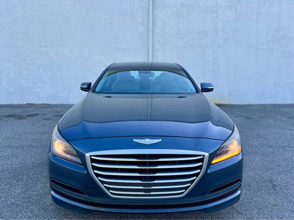 2015 Hyundai Genesis - Image 2 of 19