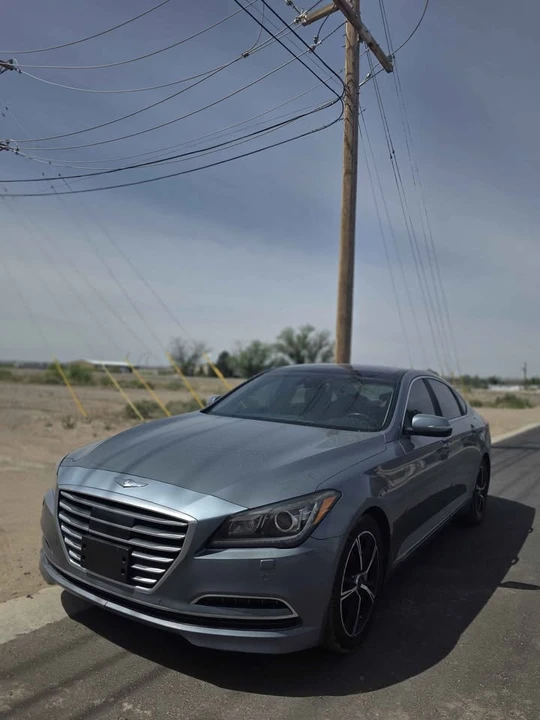 2015 Hyundai Genesis - Image 2 of 9