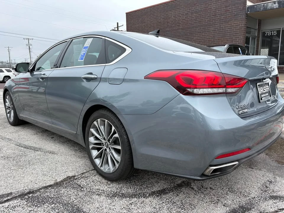 2015 Hyundai Genesis - Image 4 of 21
