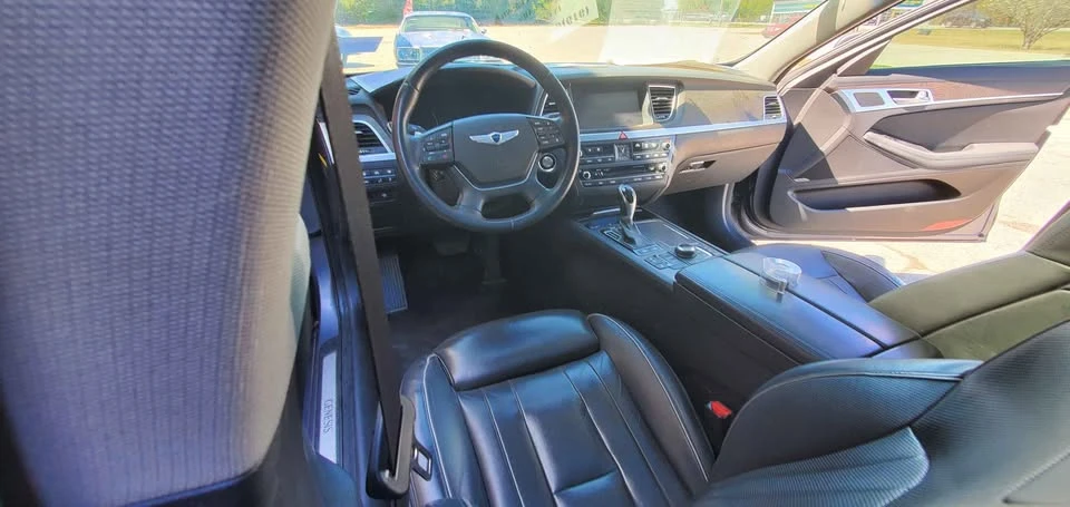 2015 Hyundai Genesis - Image 3 of 20