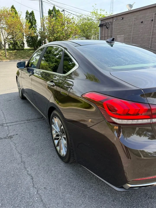 2015 Hyundai Genesis - Image 5 of 16