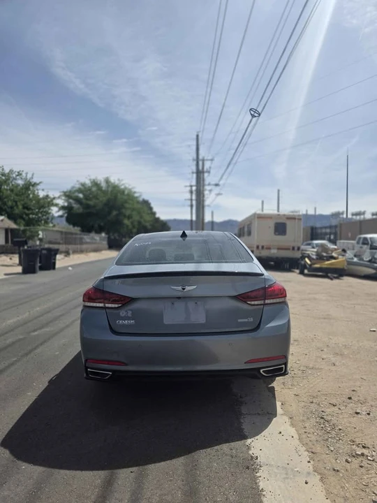 2015 Hyundai Genesis - Image 5 of 9