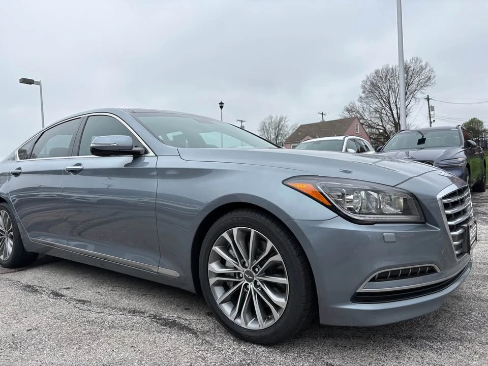 2015 Hyundai Genesis - Image 8 of 21