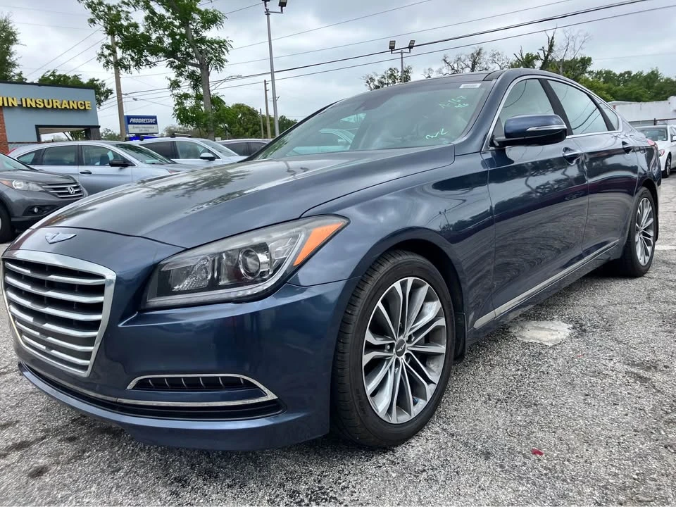 2015 Hyundai Genesis - Image 2 of 7