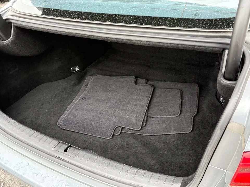 2015 Hyundai Genesis - Image 15 of 21