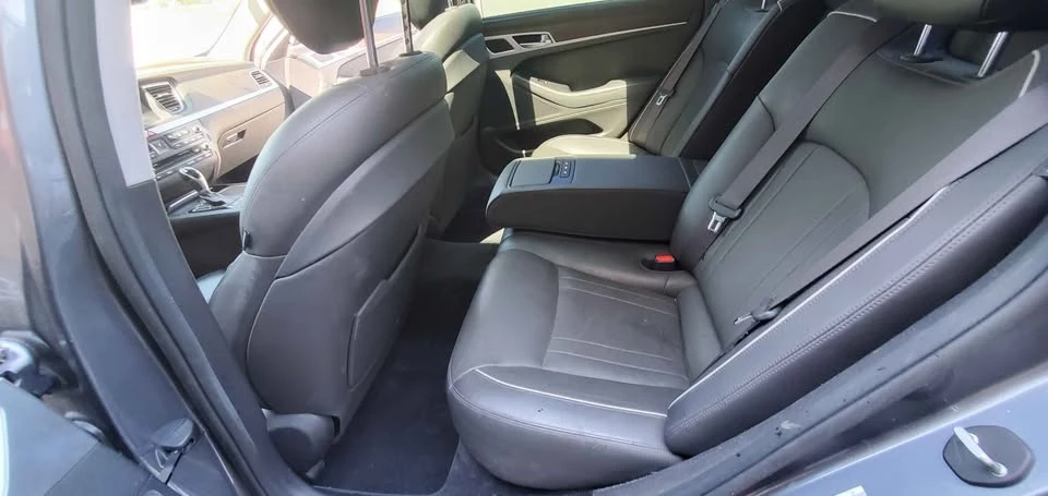 2015 Hyundai Genesis - Image 6 of 20