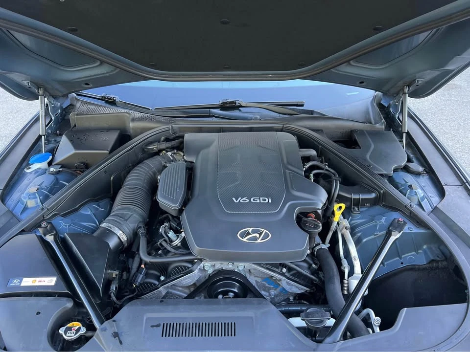 2015 Hyundai Genesis - Image 19 of 19