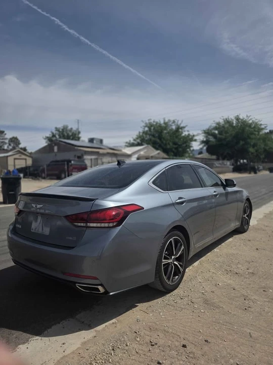 2015 Hyundai Genesis - Image 6 of 9