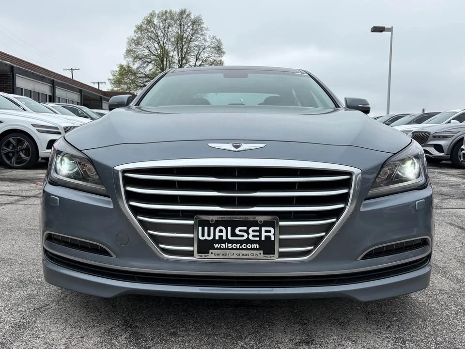 2015 Hyundai Genesis - Image 9 of 21