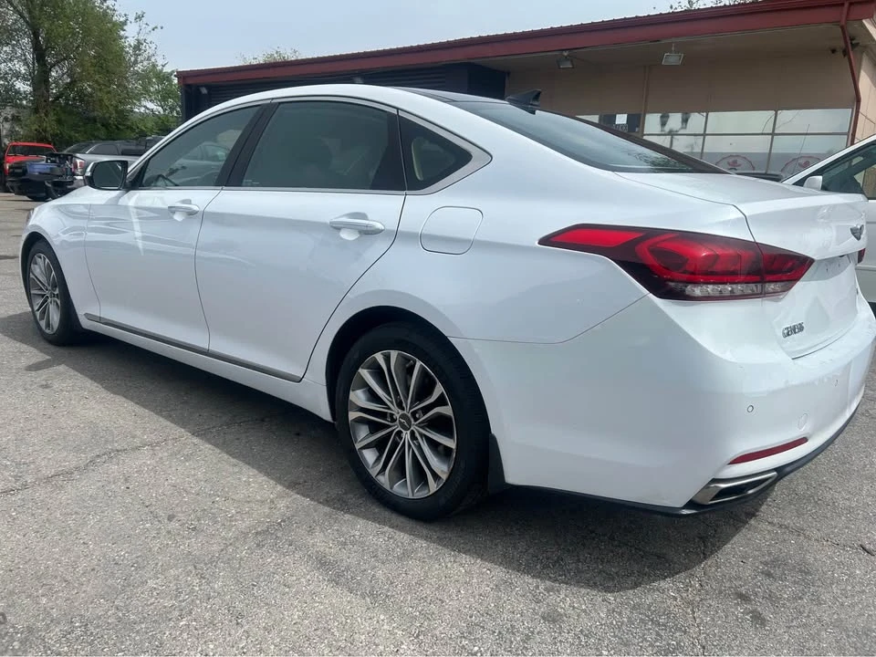 2015 Hyundai Genesis - Image 4 of 6