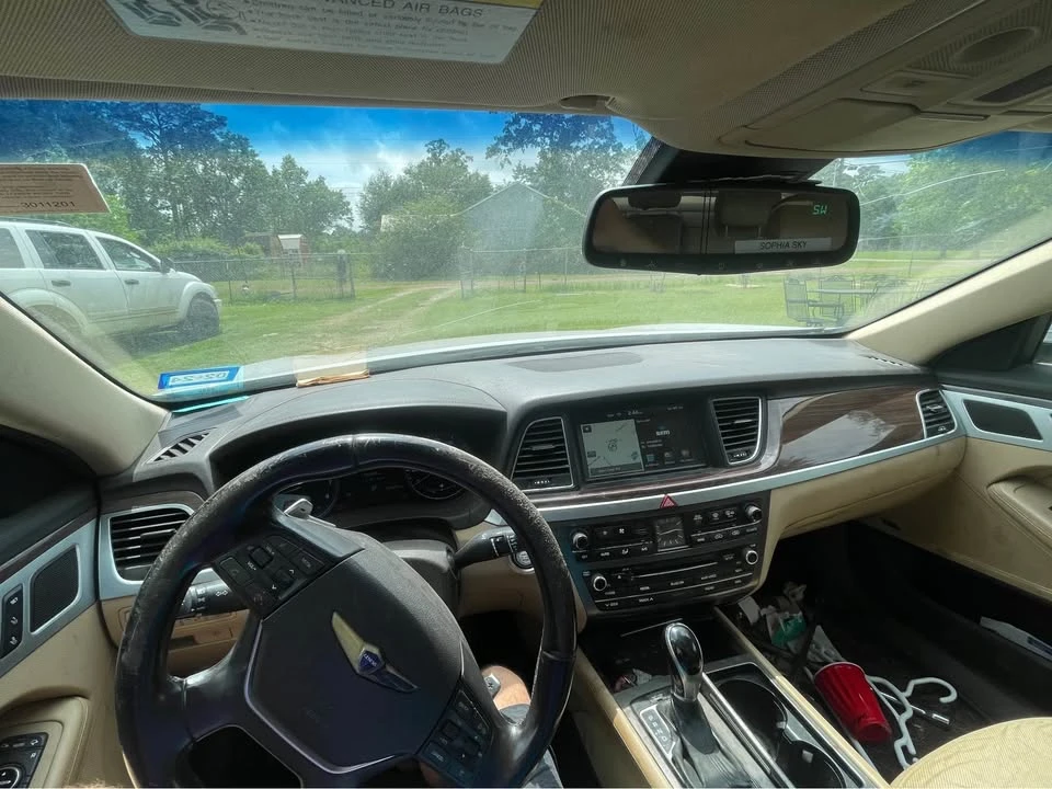 2015 Hyundai Genesis - Image 2 of 7