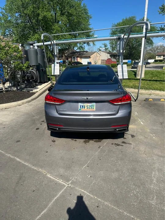 2015 Hyundai Genesis - Image 7 of 18
