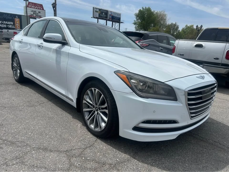 2015 Hyundai Genesis - Image 2 of 6