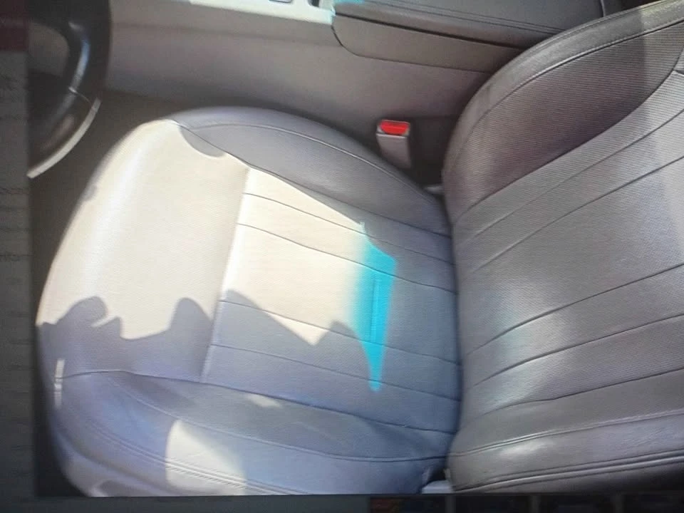 2015 Hyundai Genesis - Image 13 of 20