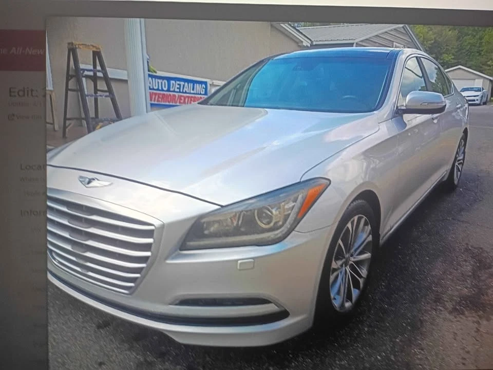 2015 Hyundai Genesis - Image 2 of 20