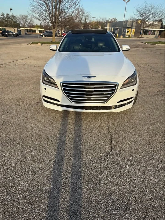 2015 Hyundai Genesis - Image 2 of 12