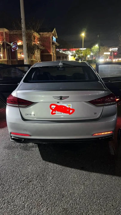 2015 Hyundai Genesis - Image 4 of 7
