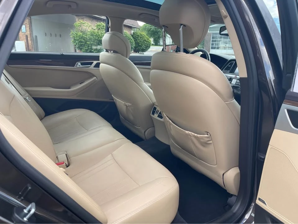 2015 Hyundai Genesis - Image 10 of 20