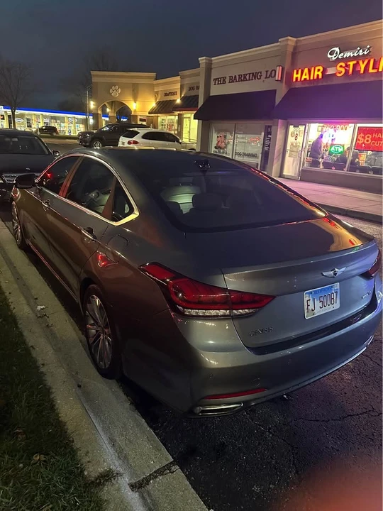 2015 Hyundai Genesis - Image 3 of 11