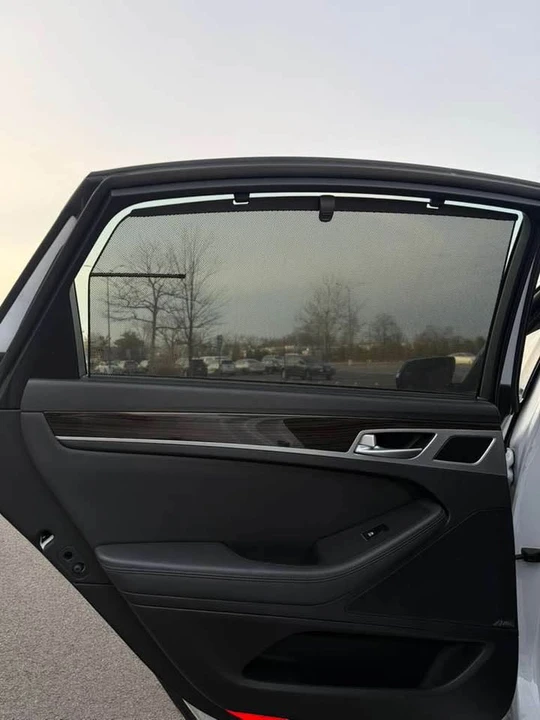 2015 Hyundai Genesis - Image 6 of 17