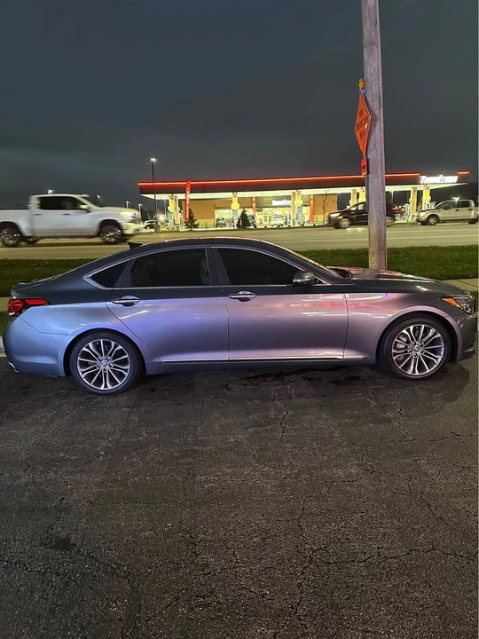 2015 Hyundai Genesis - Image 5 of 11