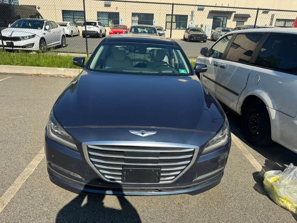 2015 Hyundai Genesis - Image 2 of 6