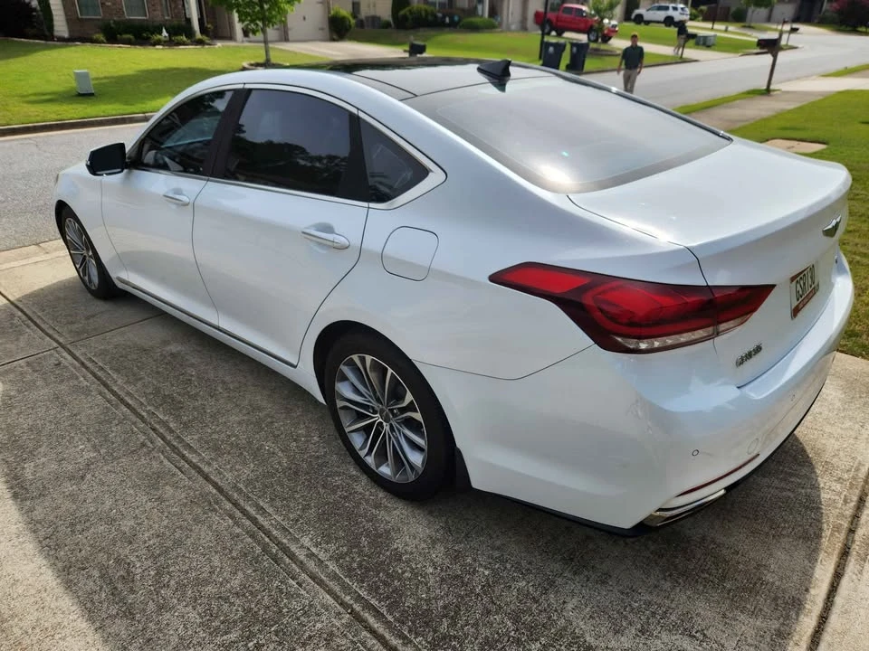 2015 Hyundai Genesis - Image 6 of 14