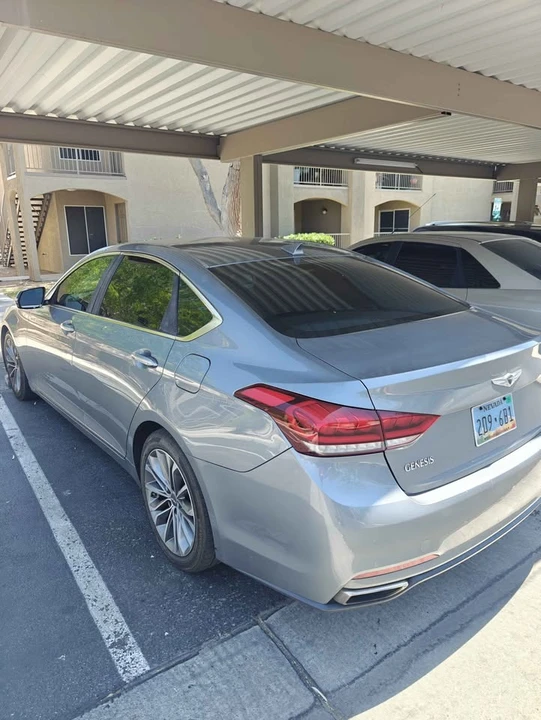 2015 Hyundai Genesis - Image 6 of 14
