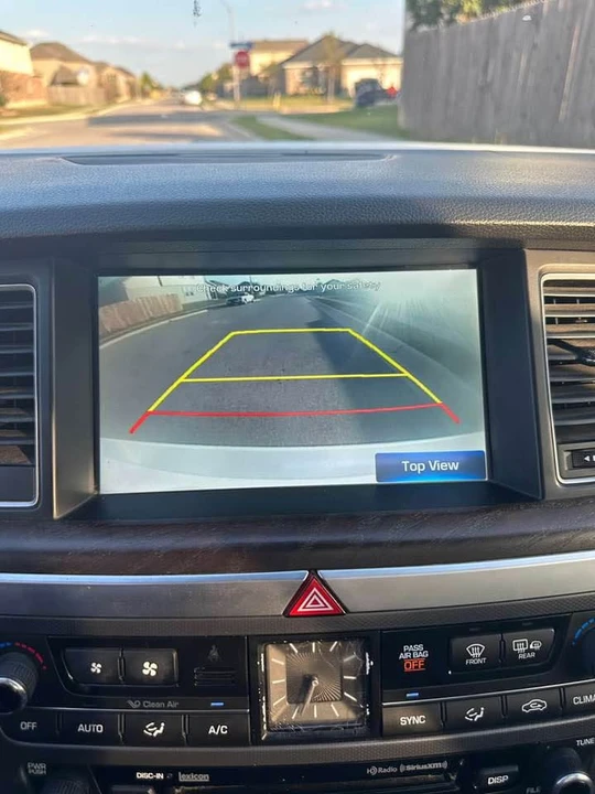 2015 Hyundai Genesis - Image 9 of 11