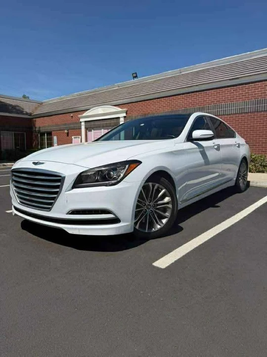 2015 Hyundai Genesis - Image 3 of 18