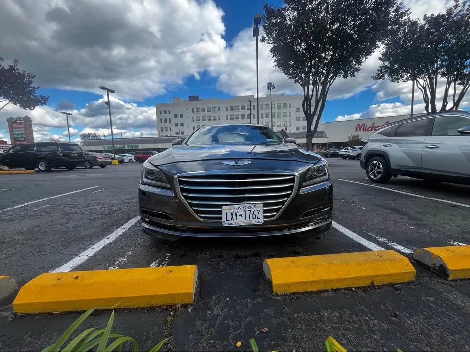 2015 Hyundai Genesis - Image 3 of 19