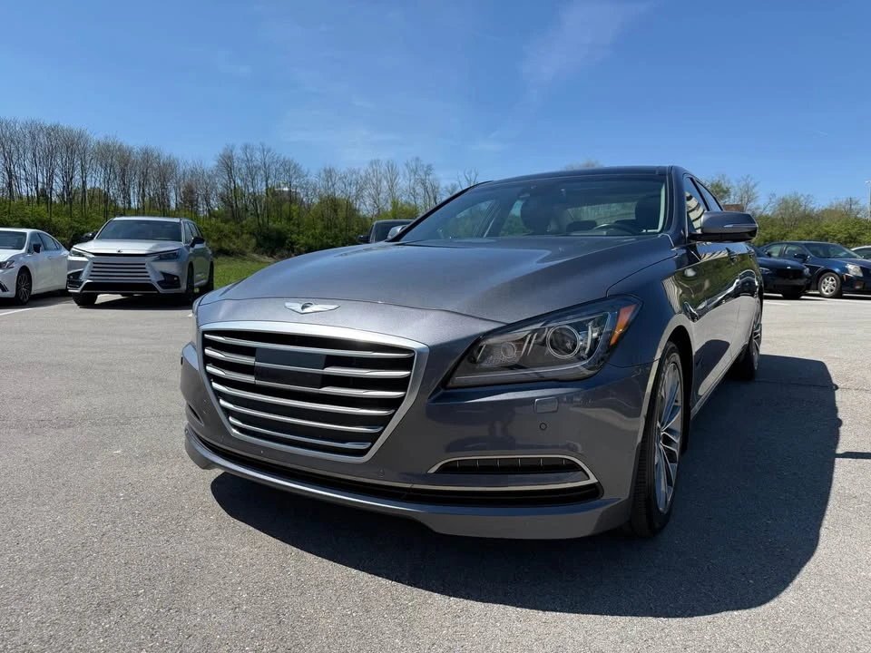 2015 Hyundai Genesis - Image 2 of 20