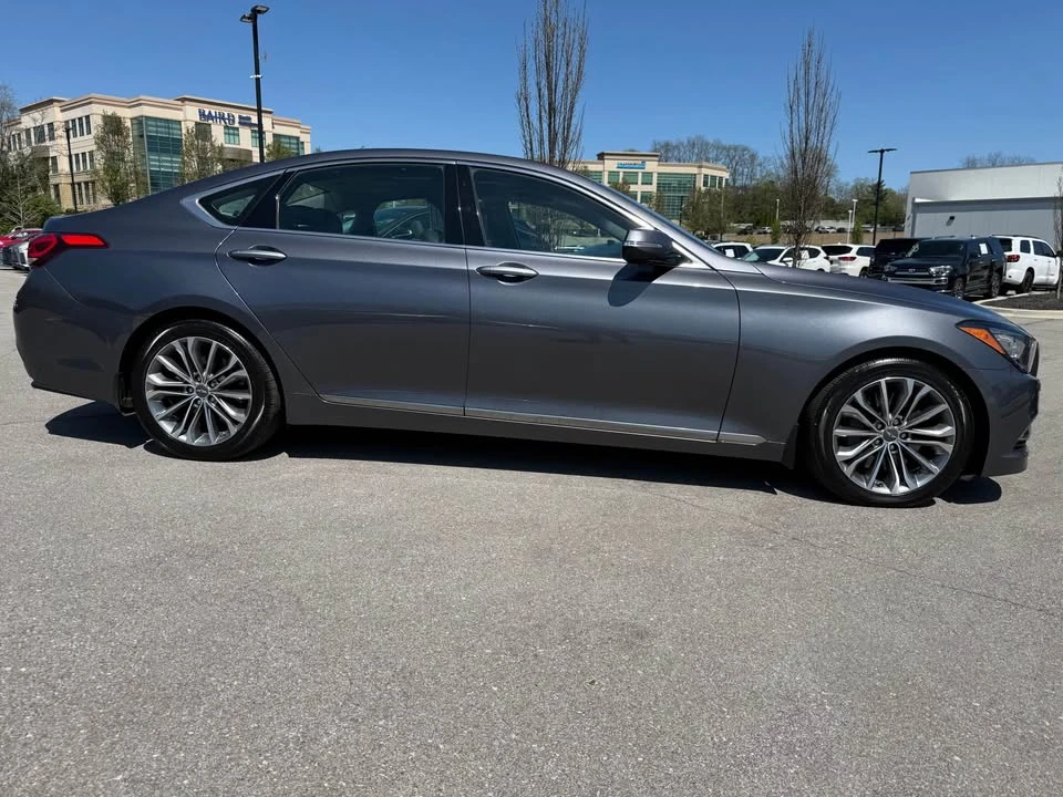 2015 Hyundai Genesis - Image 6 of 20