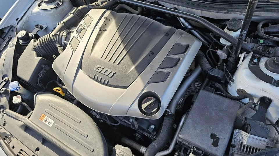 2015 Hyundai Genesis Coupe - Image 7 of 12