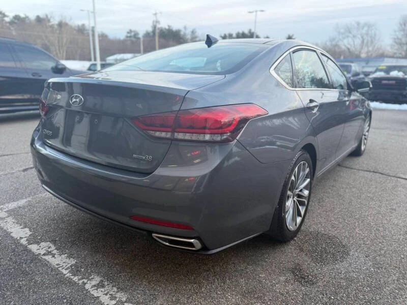 2015 Hyundai Genesis - Image 8 of 20