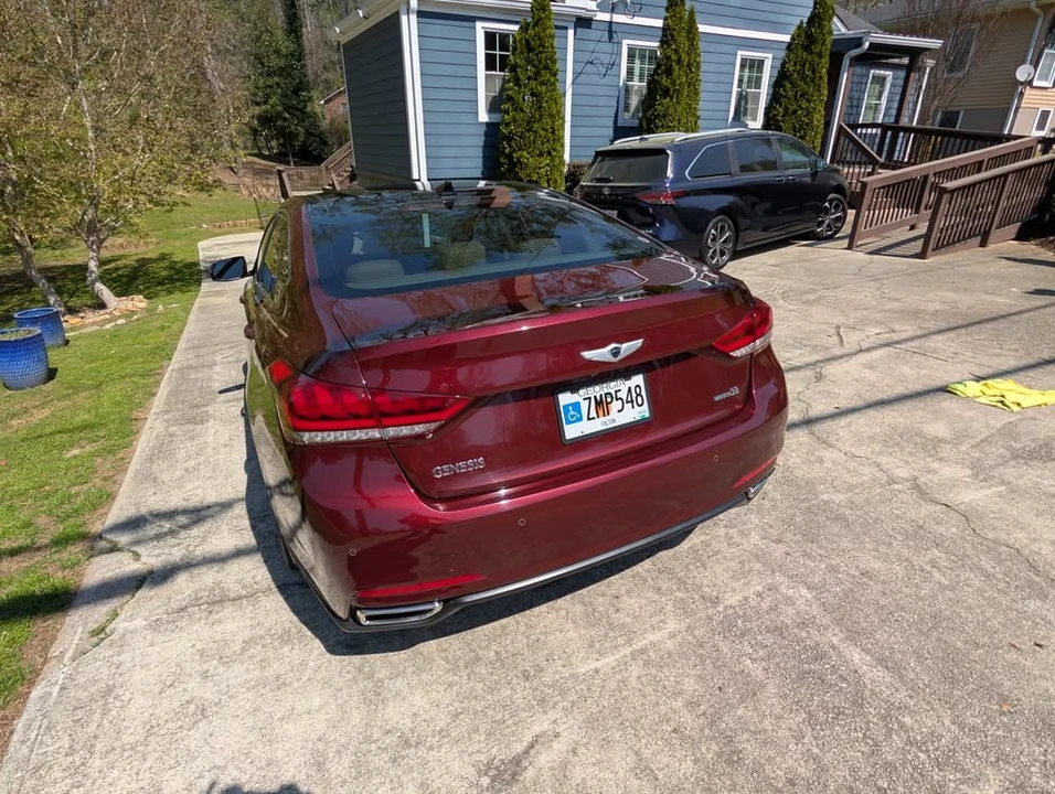 2015 Hyundai Genesis - Image 3 of 20