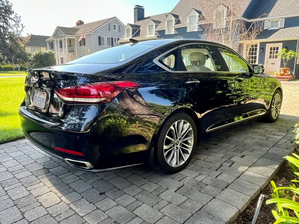 2015 Hyundai Genesis - Image 7 of 18