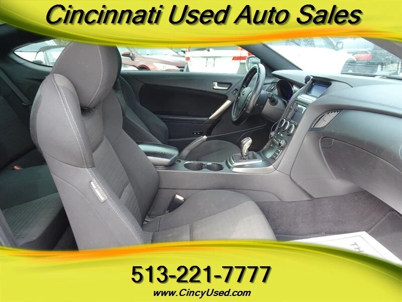 2015 Hyundai Genesis - Image 14 of 20