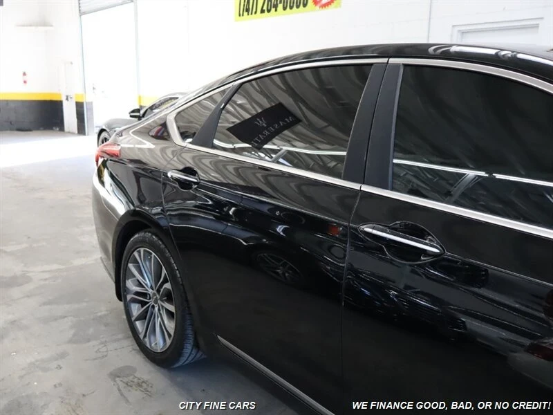 2015 Hyundai Genesis - Image 9 of 20