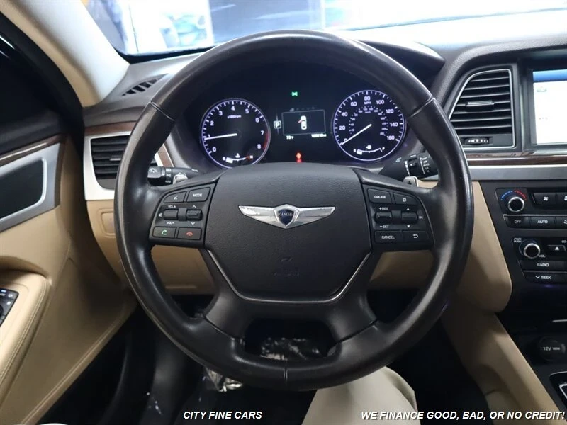 2015 Hyundai Genesis - Image 19 of 20