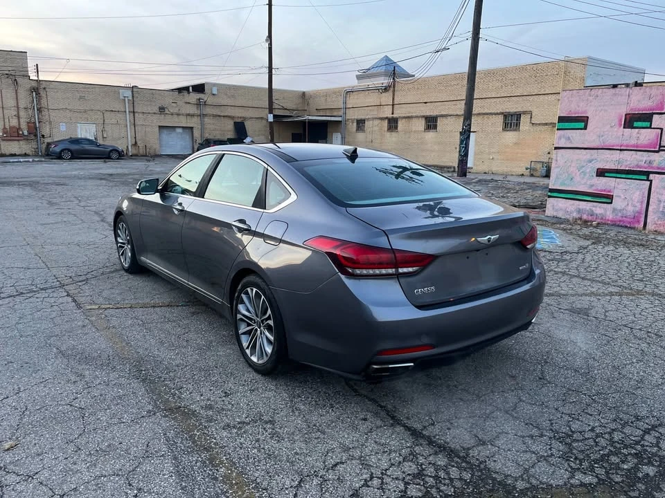 2015 Hyundai Genesis - Image 2 of 9