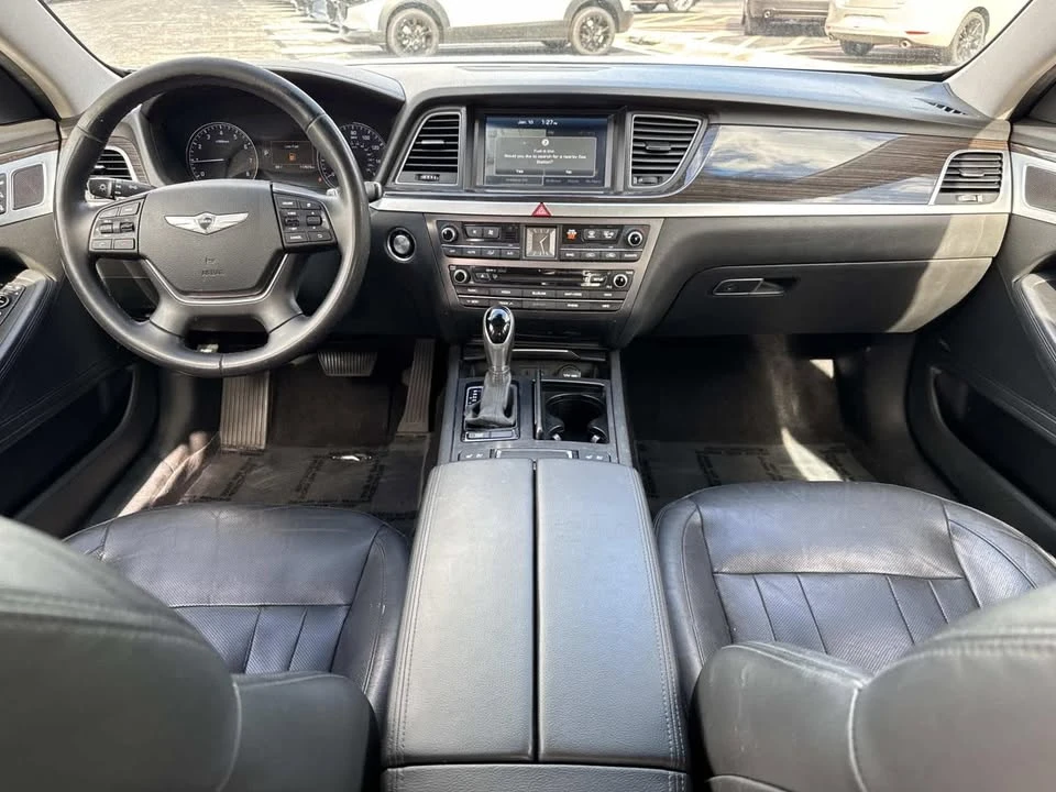 2015 Hyundai Genesis - Image 8 of 20